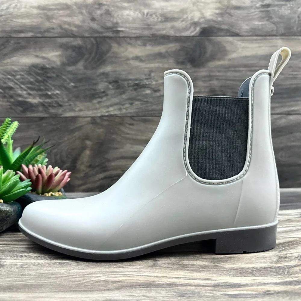 NIB Sam Edelman Tinsley Chelsea Rain Boots Bootie Grey Matte Rubber